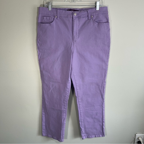 Gloria Vanderbilt Amanda Jeans Soft Lavender Stretch Denim Pants Size 14 Short - Picture 1 of 9